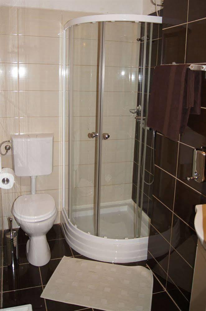 Eitans Guesthouse Budapest Kültér fotó
